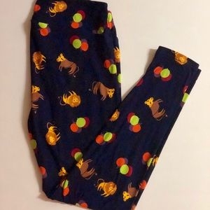 LuLaRoe Tall & Curvy Leggings